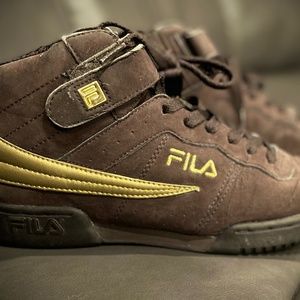 High top FILA Sneakers women size 9